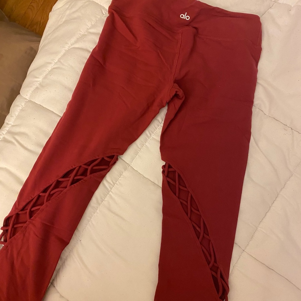 Alo yoga interlace leggings